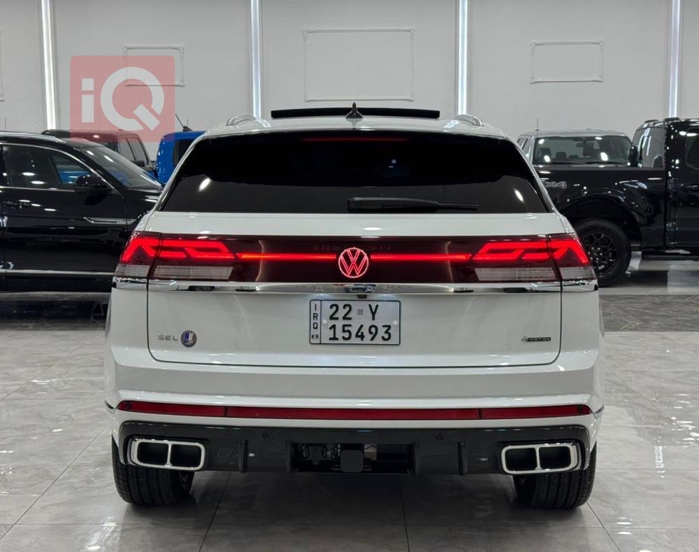 فولكسفاغن أطلس كروس سبورت